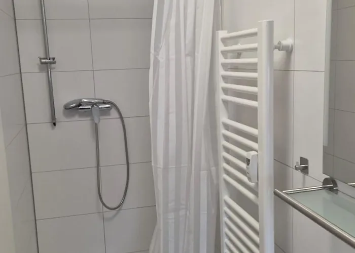 Weisenau-schlafbereich - Einzel-oder Doppelbett Apartamento *