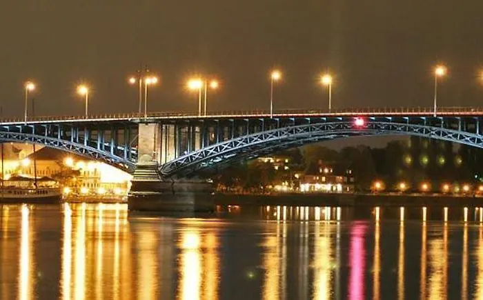 Weisenau-schlafbereich - Einzel-oder Doppelbett Apartamento *